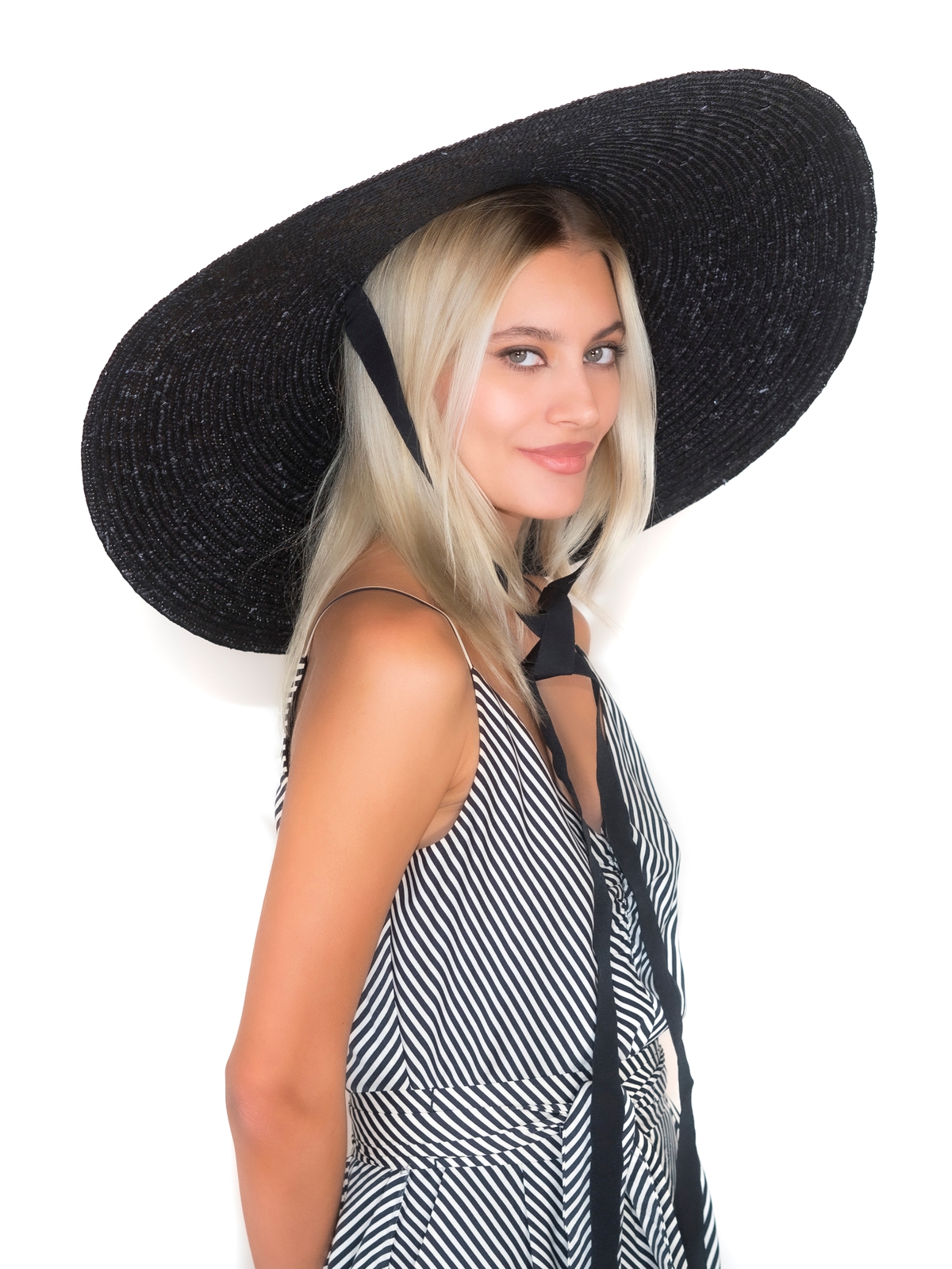 Соломенная шляпа Тотти с лентами большая чёрная--2