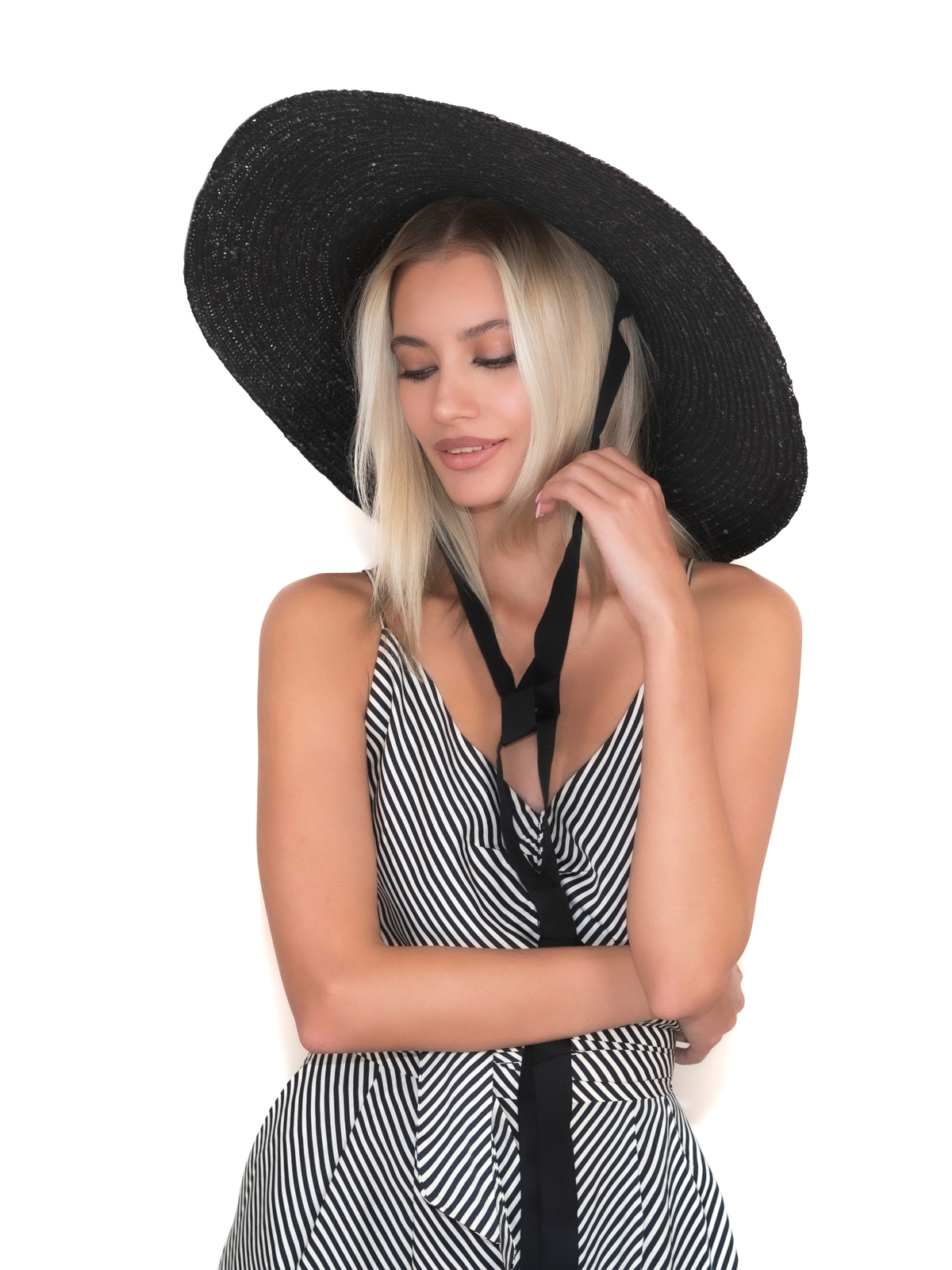Соломенная шляпа Тотти L с лентами чёрная--2