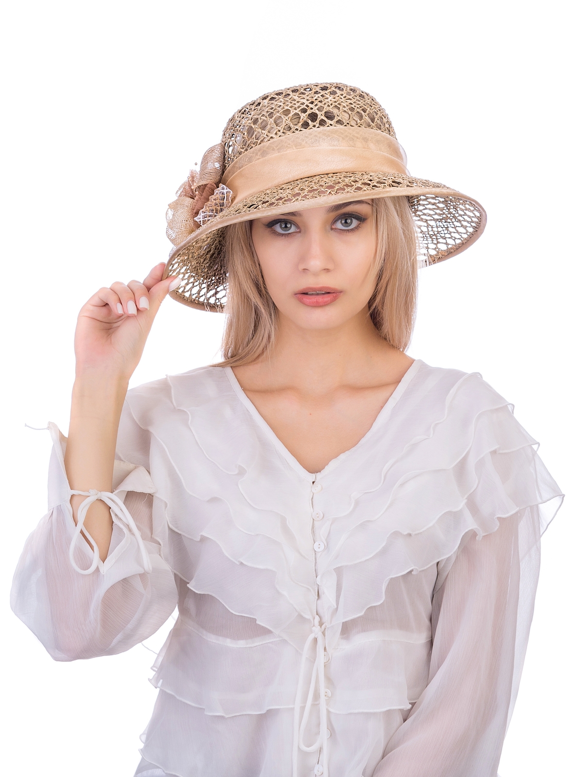 Соломенная шляпка №4 с ажуром по тулии и полю--4